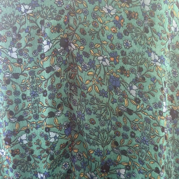 Free People Smocked Shoulder Midi Dress Green Floral Tiered Long Sleeve NWT - Picture 4 of 15
